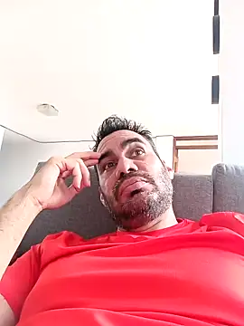 Snapshot of javiermarval83 chatting on February 1, 2025, 10:13 pm javiermarval83 online show from February 1, 2025, 10:13 pm