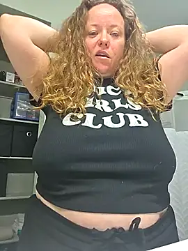 julimonroe online show from March 2, 2026, 2:57 pm