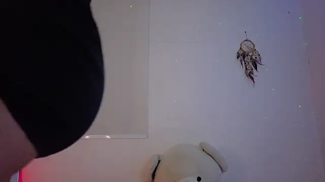 Lia Tinez online show from November 4, 2025, 11:15 pm