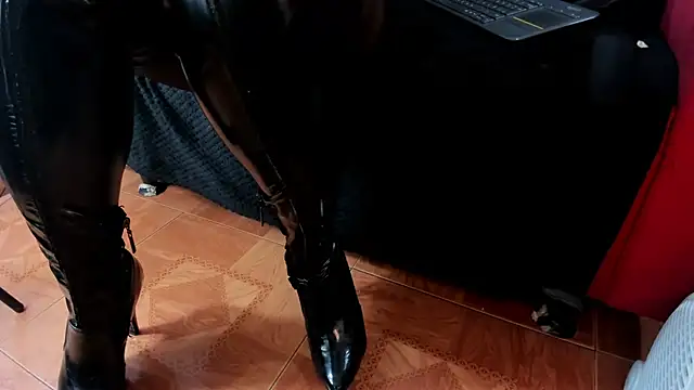 MissVioleta1 online show from November 15, 2025, 8:33 am