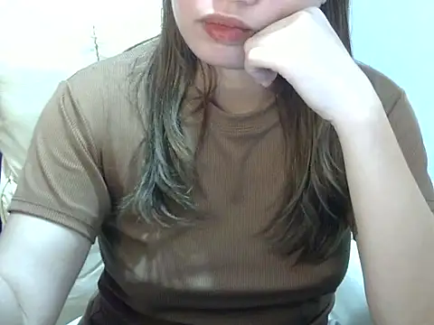    zurIII09  online show from October 23, 2025, 8:57 am