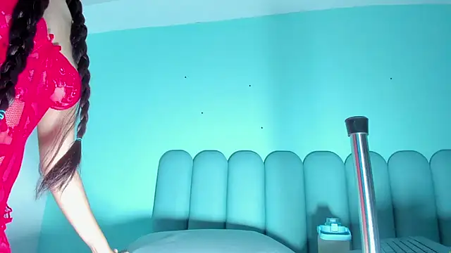 Snapshot of littless_angel chatting on December 16, 2024, 4:45 am littless angel online show from December 16, 2024, 4:45 am