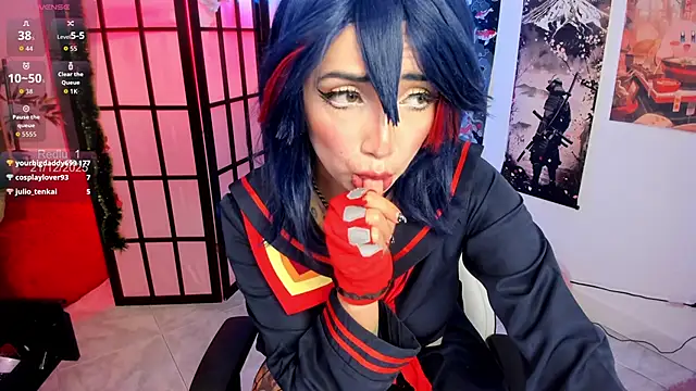 Snapshot of Redlu_1 chatting on December 21, 2025, 10:06 pm Redlu 1 online show from December 21, 2025, 10:06 pm