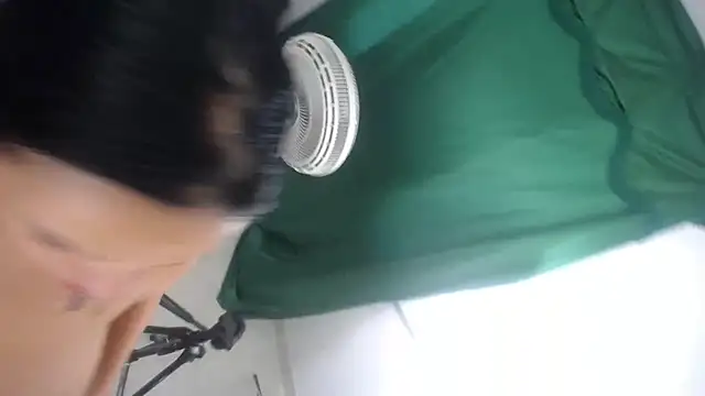 ambercordoba online show from March 3, 2025, 9:26 pm