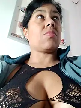 Molly newman6 online show from March 16, 2025, 2:33 pm