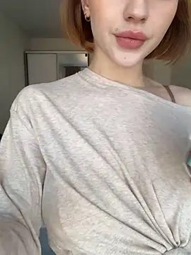 Camilla Railian online show from February 10, 2026, 11:47 am