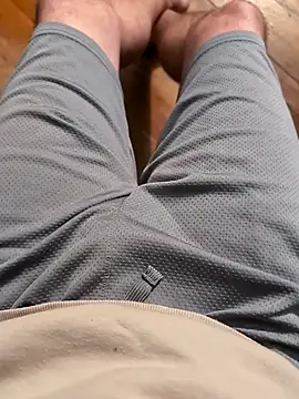 MrandMrsHaze online show from November 16, 2025, 5:02 am