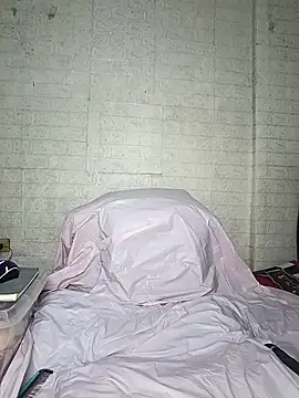  Shimmerlyn  online show from January 12, 2026, 12:21 pm