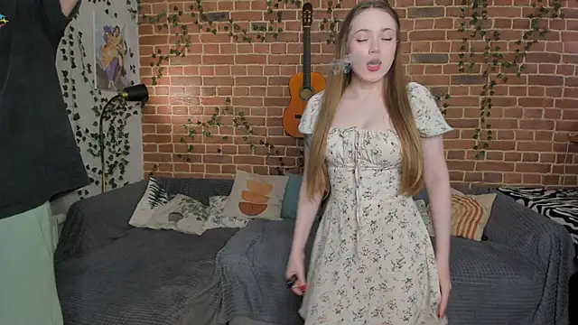 yamy yamy yamy online show from November 30, 2025, 1:04 pm