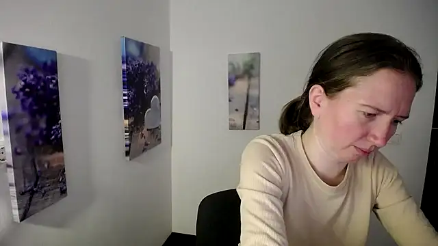 Snapshot of Sexy_MargoX_ chatting on February 22, 2026, 2:04 pm Sexy MargoX online show from February 22, 2026, 2:04 pm