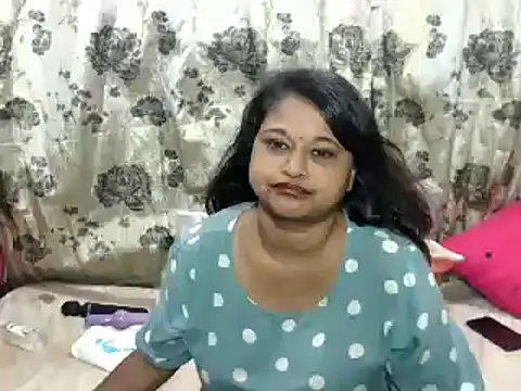 indian glitter online show from October 23, 2025, 8:40 pm