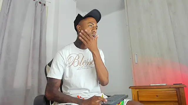 YeremiBrowm online show from September 9, 2025, 3:44 pm