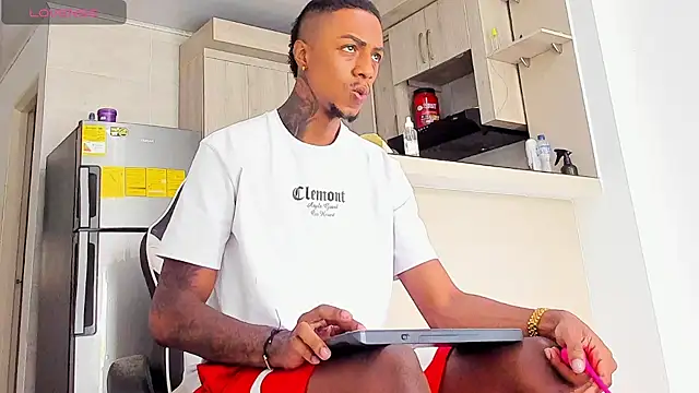 YeremiBrowm online show from February 5, 2026, 4:11 pm