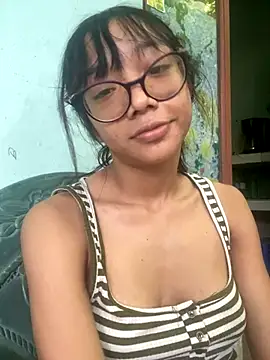 Karmakuro online show from September 19, 2025, 7:25 pm