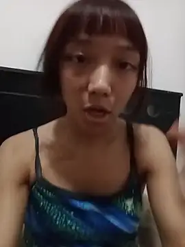 Karmakuro online show from May 19, 2026, 3:57 am