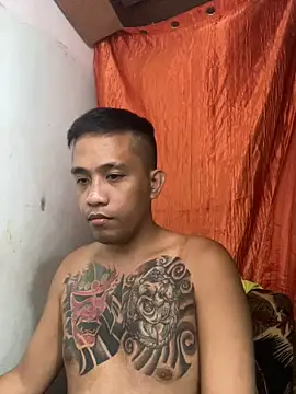 Snapshot of Thyler08 chatting on February 8, 2025, 12:39 pm Thyler08 online show from February 8, 2025, 12:39 pm