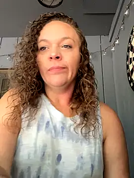 Snapshot of AuroraSummers chatting on September 8, 2025, 3:11 pm AuroraSummers online show from September 8, 2025, 3:11 pm