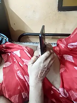 Snapshot of Diya_143 chatting on April 3, 2026, 3:37 am Diya 143 online show from April 3, 2026, 3:37 am