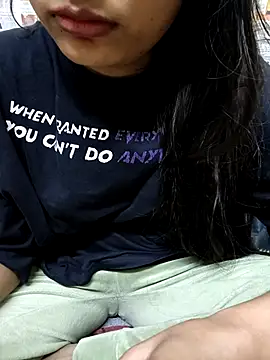 Nupur 69 online show from November 16, 2025, 9:20 pm