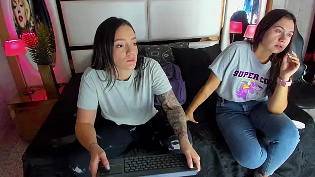 celestestars online show from February 28, 2025, 9:33 pm