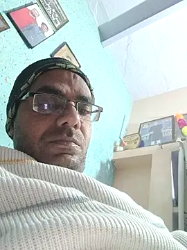 ajayraj0000 online show from December 14, 2025, 7:51 pm