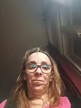 Dettybitch40 online show from December 1, 2025, 2:55 pm