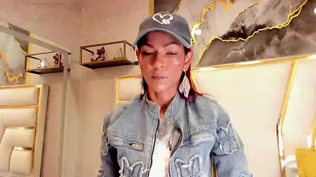 HannaPetit online show from February 1, 2026, 11:42 am