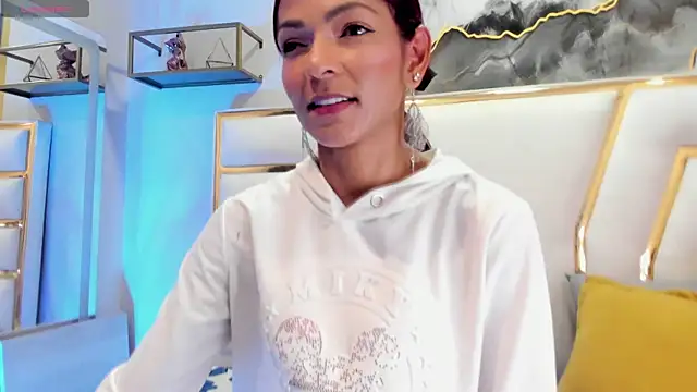 HannaPetit online show from February 27, 2026, 7:03 pm