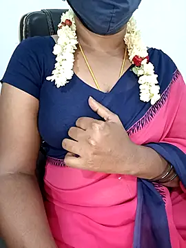 Snapshot of Tamil-hotwife chatting on April 22, 2026, 12:24 am Tamil-hotwife online show from April 22, 2026, 12:24 am
