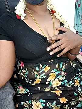 Snapshot of Tamil-hotwife chatting on April 23, 2026, 5:04 pm Tamil-hotwife online show from April 23, 2026, 5:04 pm