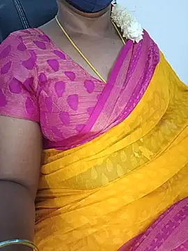 Snapshot of Tamil-hotwife chatting on May 23, 2026, 4:44 pm Tamil-hotwife online show from May 23, 2026, 4:44 pm