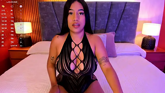 Snapshot of Sara_mocca_ chatting on October 8, 2025, 7:22 pm Sara mocca online show from October 8, 2025, 7:22 pm