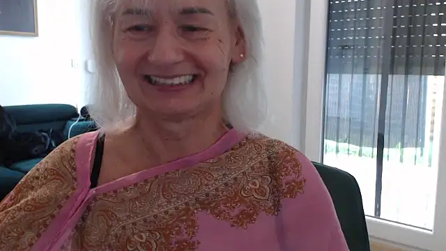 Hot Ann52 online show from September 16, 2025, 12:17 pm