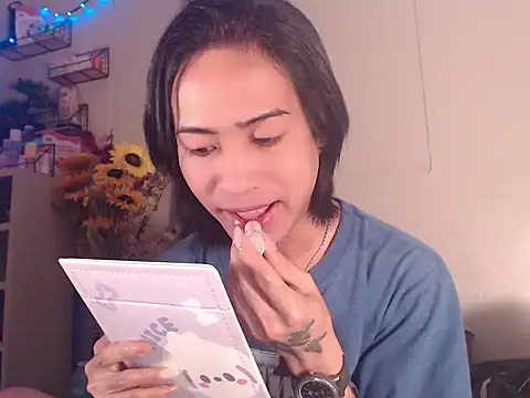 Snapshot of Lemonadexxx chatting on February 17, 2026, 2:30 am Lemonadexxx online show from February 17, 2026, 2:30 am