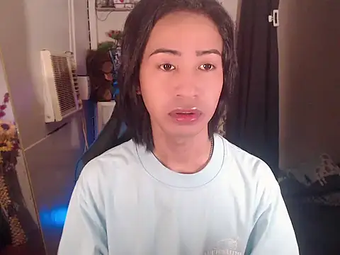 Snapshot of Lemonadexxx chatting on February 25, 2026, 4:33 am Lemonadexxx online show from February 25, 2026, 4:33 am