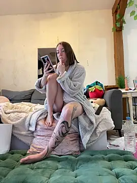 Daisy Michto Officiel online show from January 23, 2025, 4:26 pm