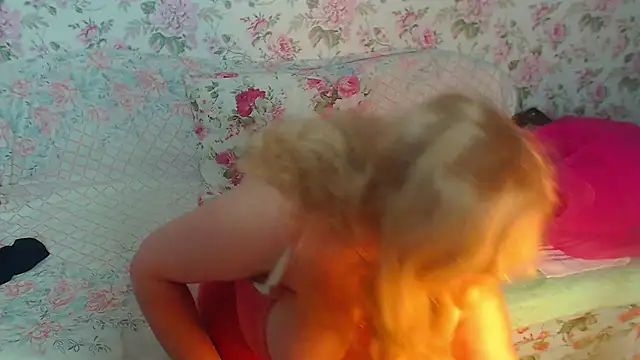 BustyDonnaSexyy online show from March 1, 2025, 11:28 am