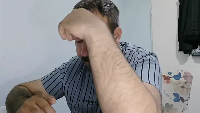 ZYXEL353 online show from April 20, 2026, 10:44 pm