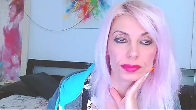 HoneyLara online show from February 28, 2025, 3:26 am