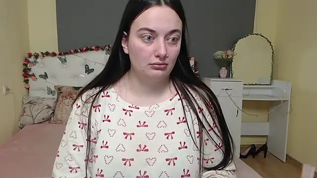 MilanaPrice online show from February 20, 2026, 7:47 pm