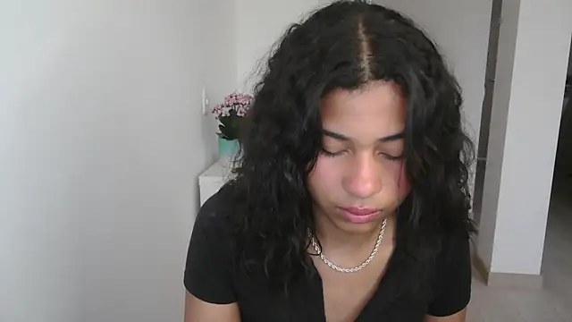 dark enchantress  online show from December 21, 2024, 10:30 pm