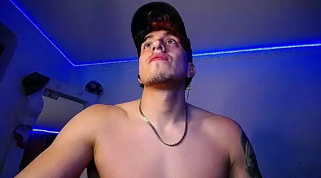 strongboy  online show from December 31, 2024, 12:00 am