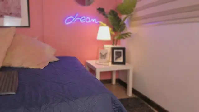 SoySaraa online show from February 14, 2025, 4:58 am