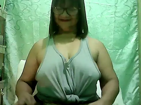 ScorpionLove12 online show from February 21, 2026, 5:47 pm