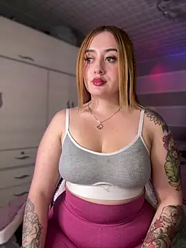 Sam Thompsoon  online show from October 9, 2025, 2:20 am