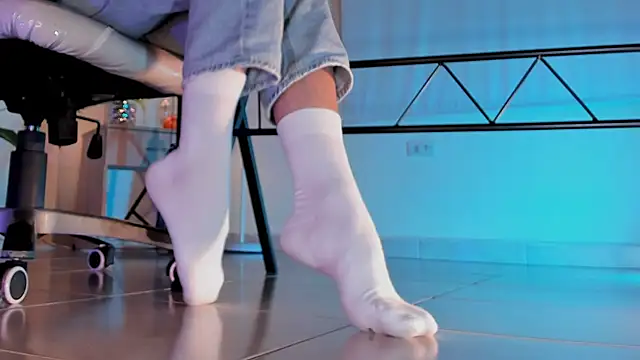 ArchieCollins online show from September 17, 2025, 6:15 am