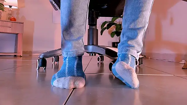 ArchieCollins online show from October 16, 2025, 10:22 pm