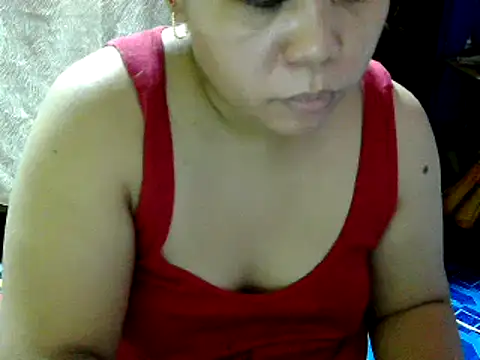 hotcastlexxx online show from May 30, 2026, 2:25 pm