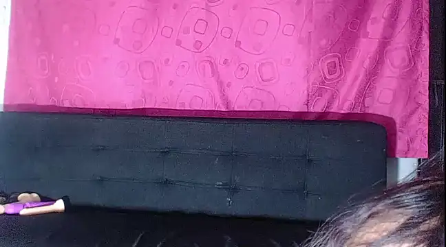 JulianaFoster online show from February 26, 2025, 5:31 am