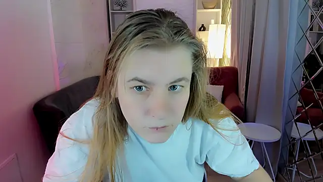 JadeSoft online show from November 26, 2025, 8:32 pm